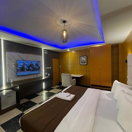 Presken Hotel At International Airport Road Ikeja Exterior photo